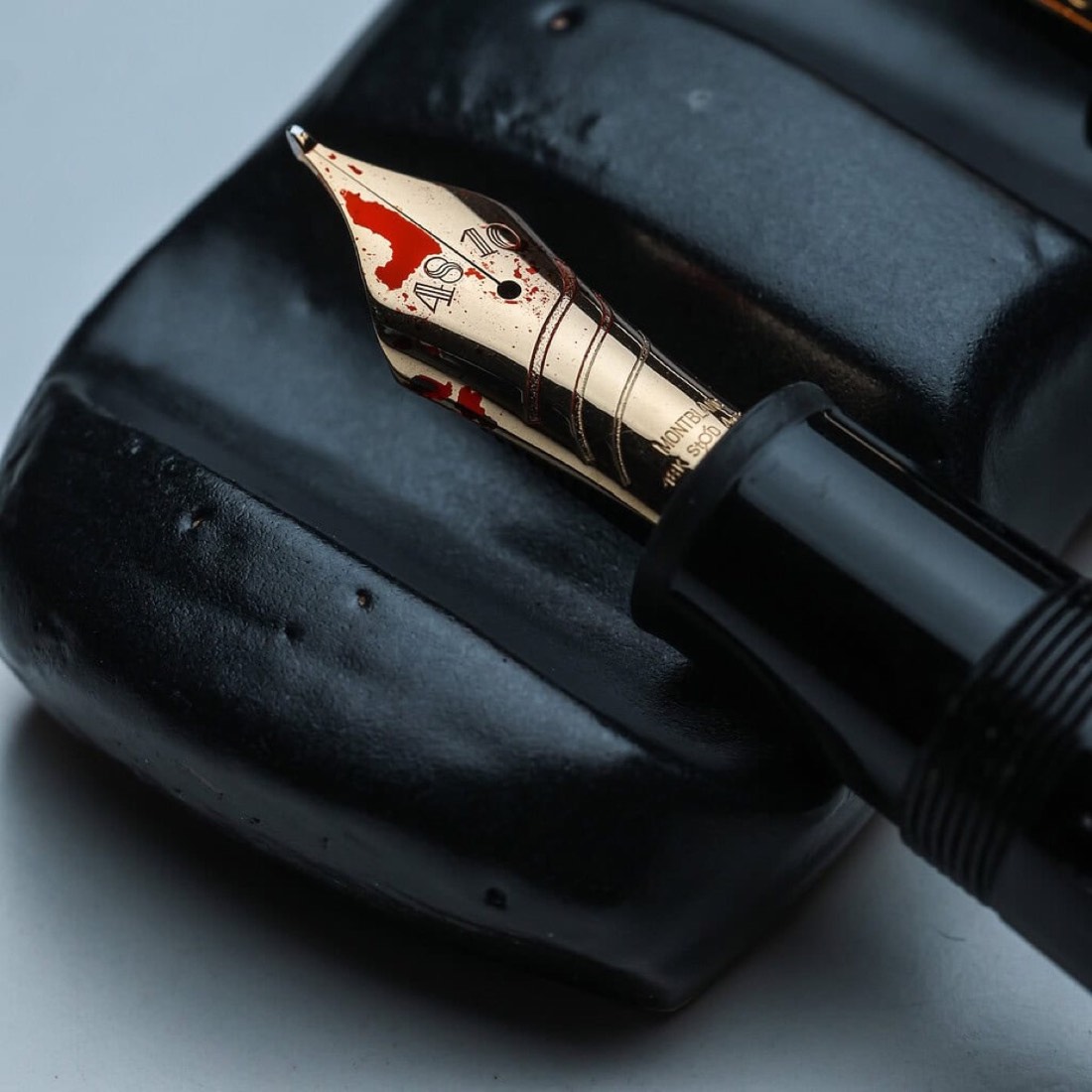 Ceramic Pen Rest Black Double