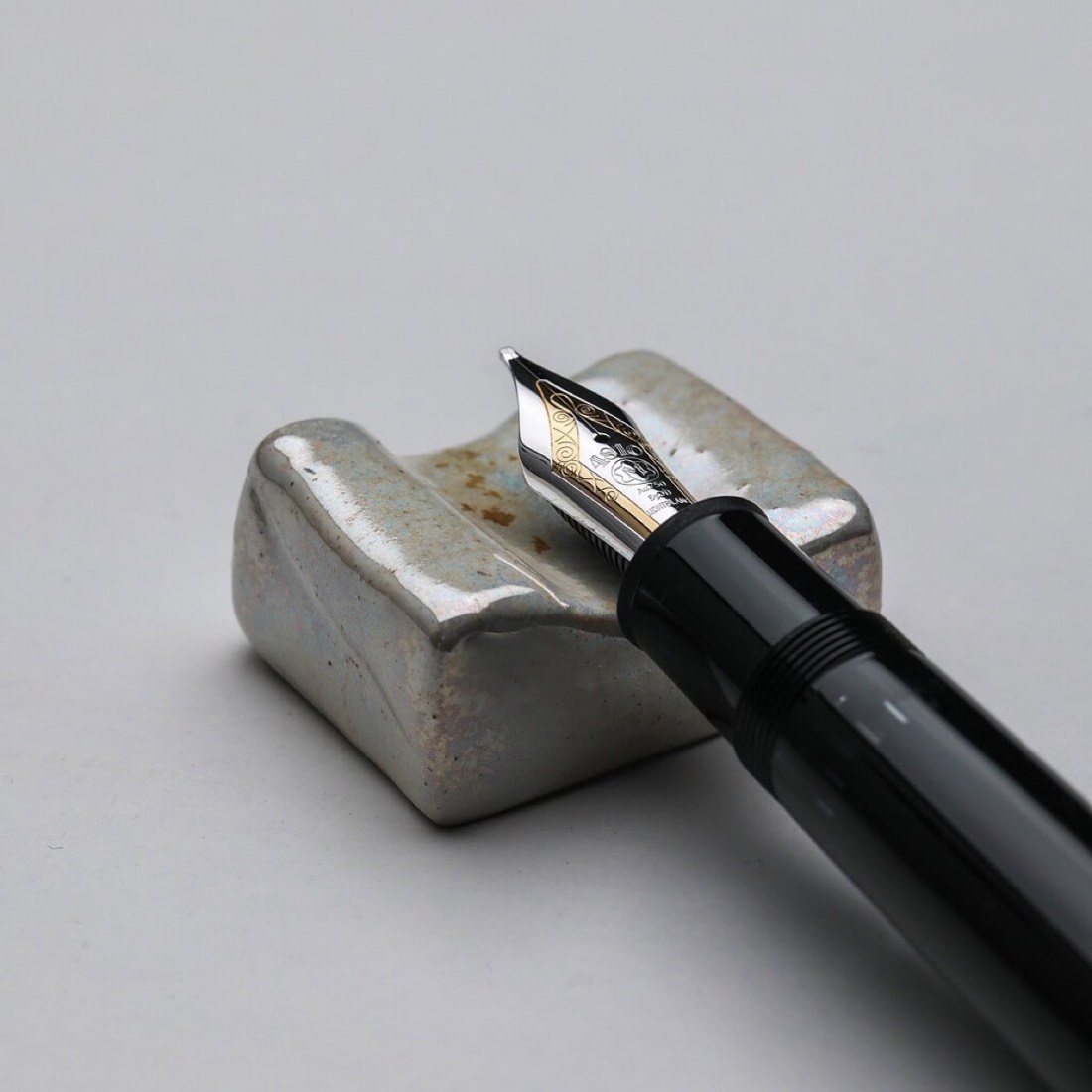 Ceramic Pen Rest Inkground