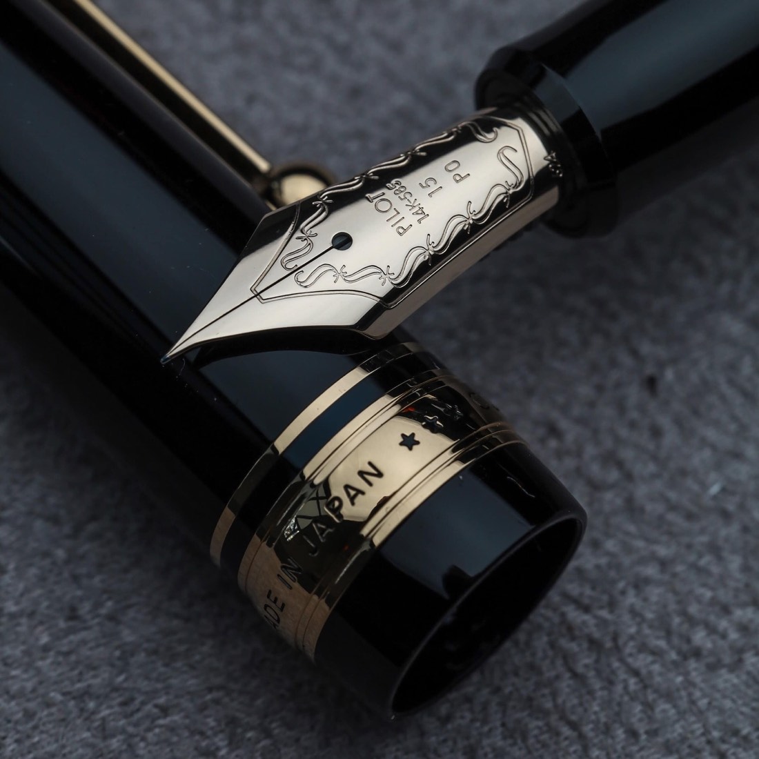 Pilot Custom 743 Black PO