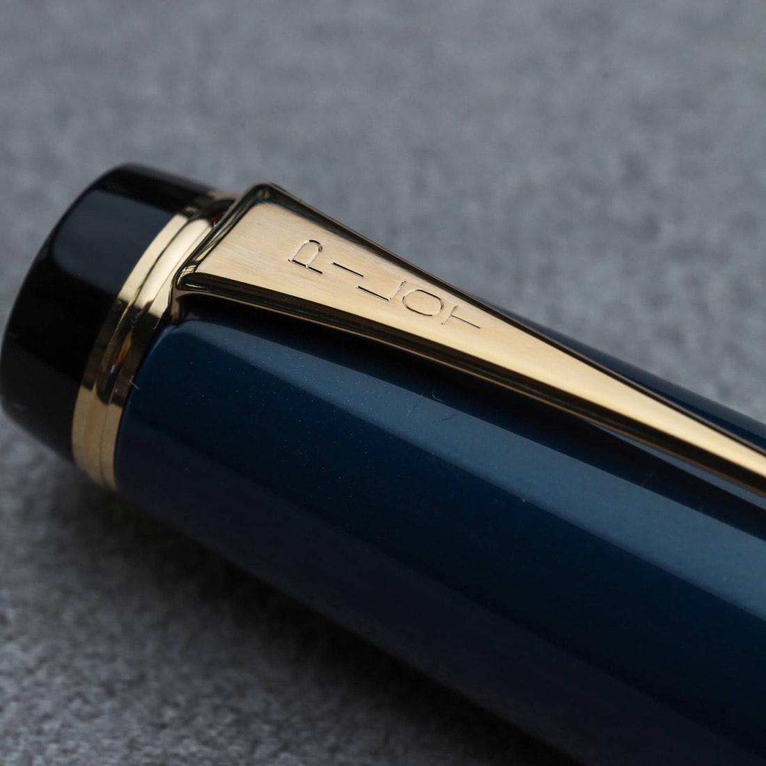 Pilot Custom Urushi Prussian Blue