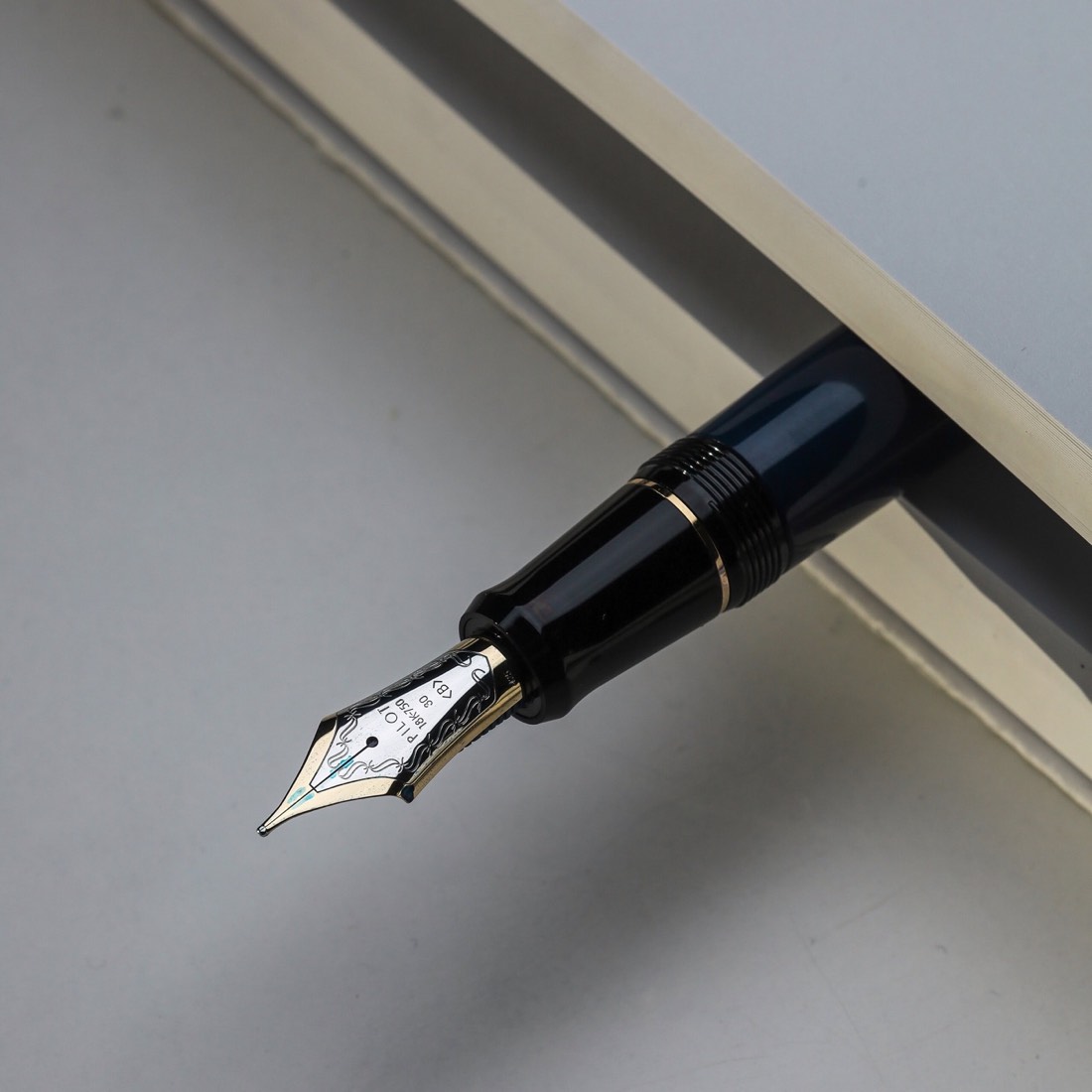 Pilot Custom Urushi Prussian Blue