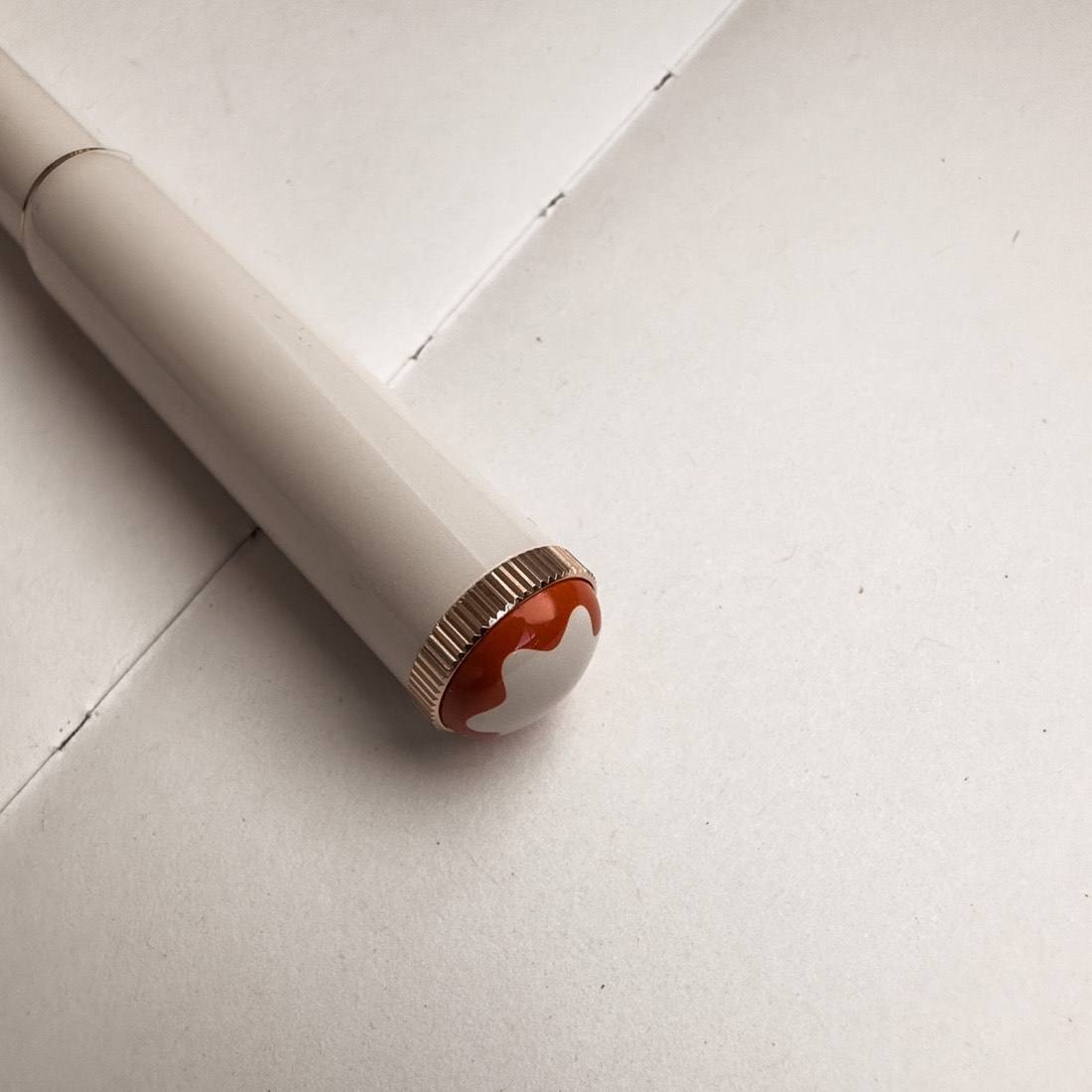 Montblanc Heritage Rouge et Noir Baby Ivory