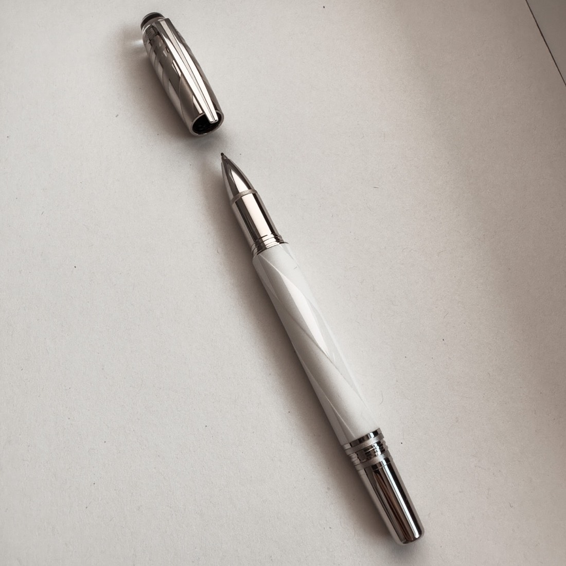 Montblanc Starwalker Ceramics White