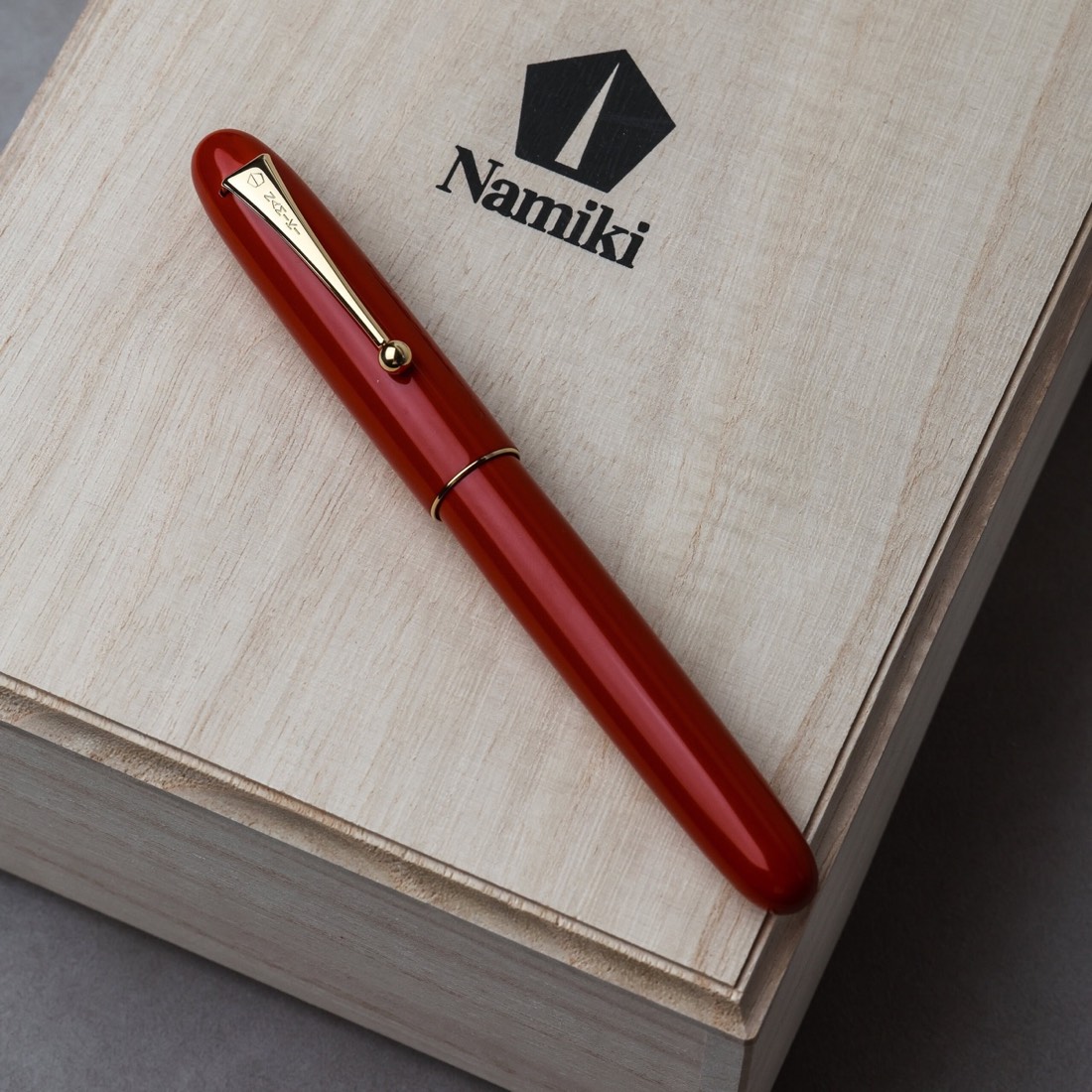 Namiki Yukari Royale Vermilion