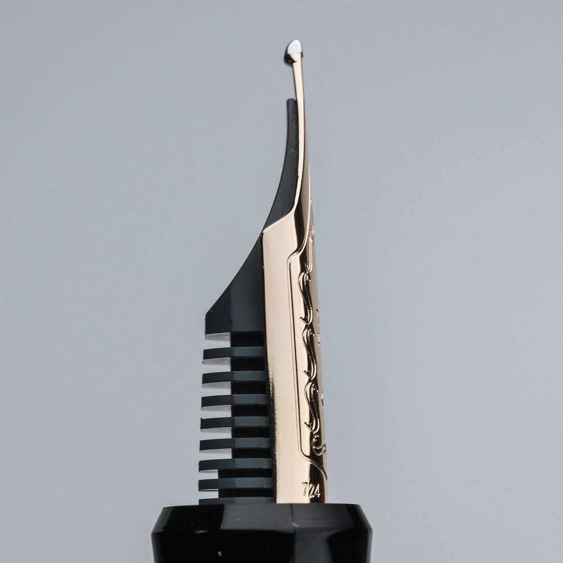 Pilot Custom 823