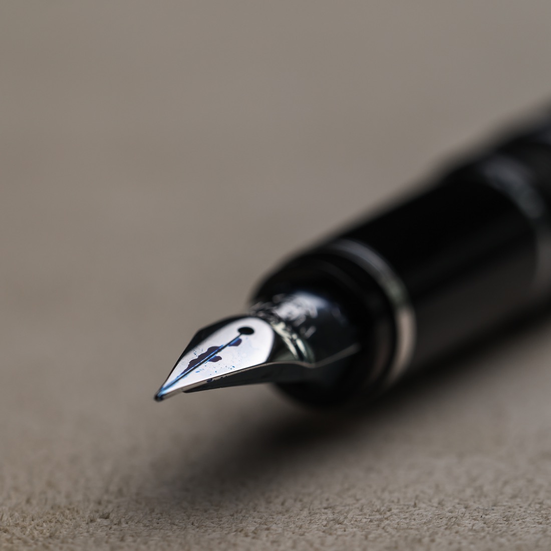 Pilot Falcon