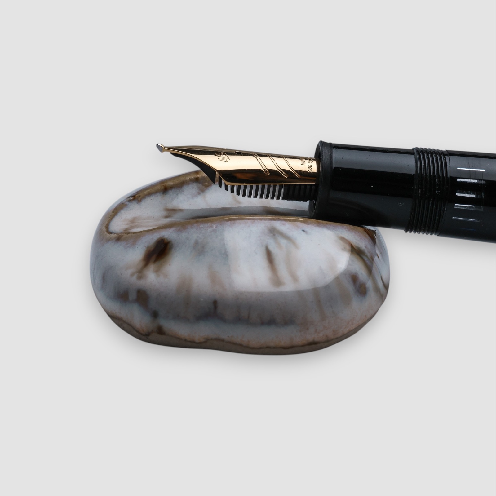 Ceramic Pen Rest Inkpebble