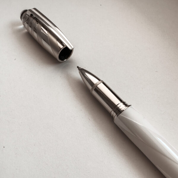 Montblanc Starwalker Ceramics Doué White Fineliner - Image 4